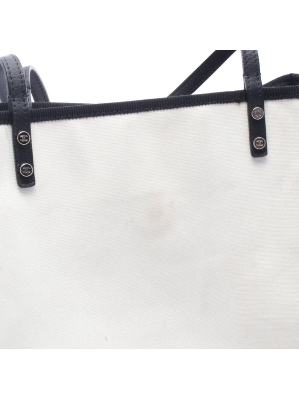 Chanel Tote 5 White Canvas Leather with Charm 5 - Picture 6 of 7